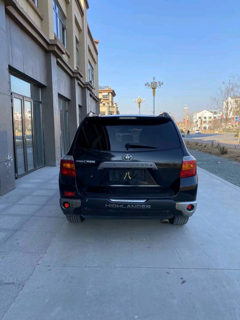 徐州12年丰田汉兰达3