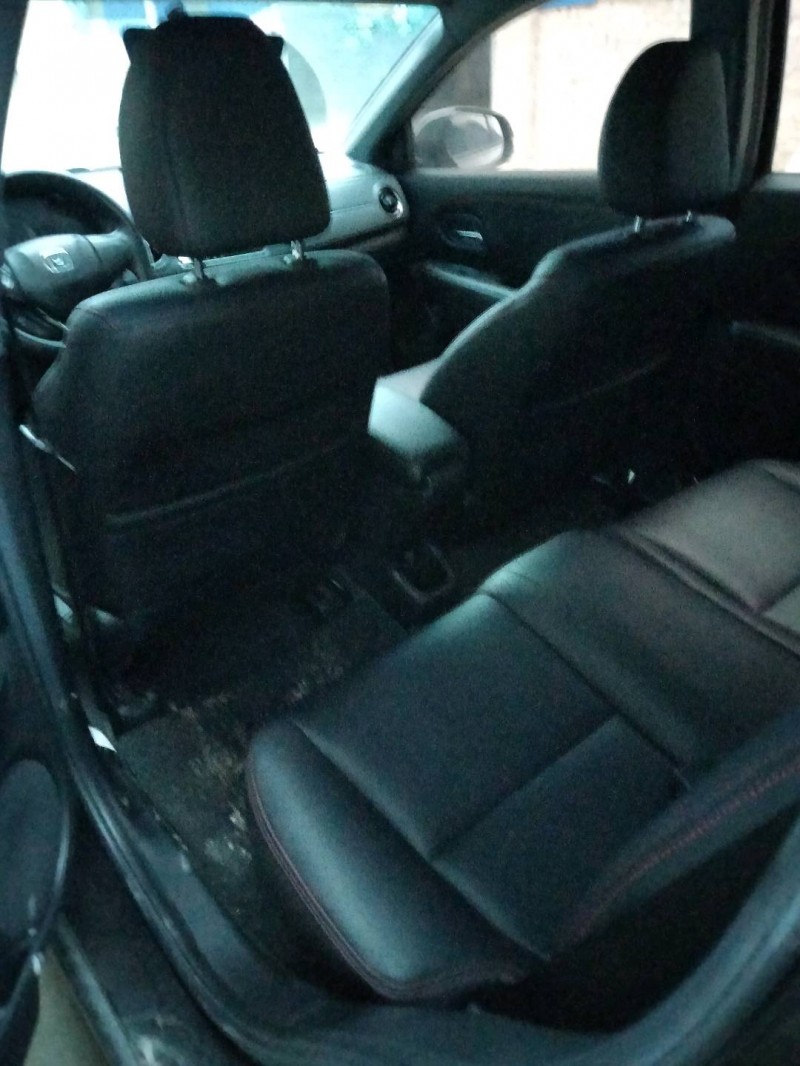 黔東南16年本田CR-V8