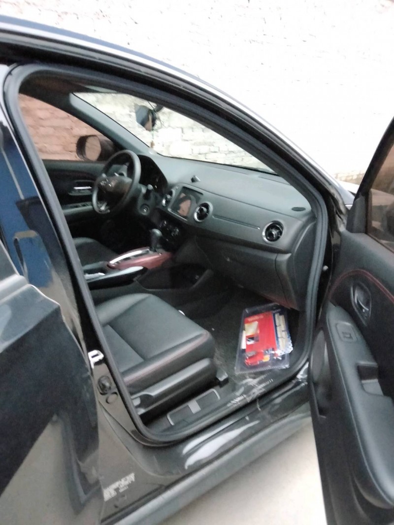 黔東南16年本田CR-V5
