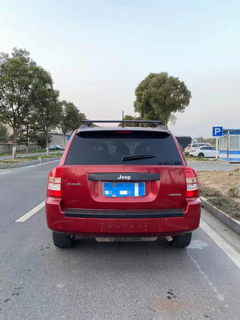 常州09年Jeep指南者8