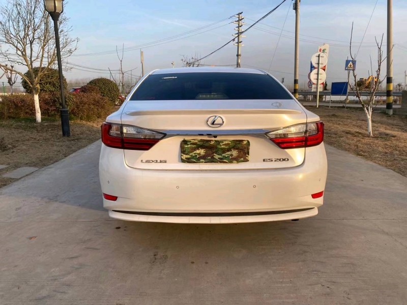 徐州15年雷克萨斯ES3