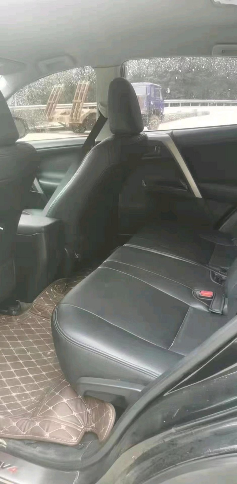 佛山16年豐田RAV4榮放4