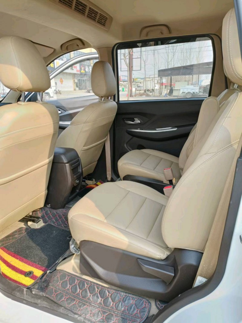 邢臺18年五菱汽車宏光4