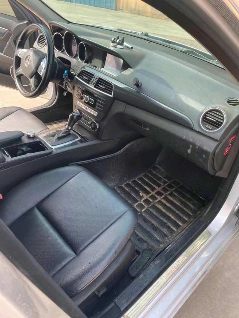 济宁13年奔驰C4