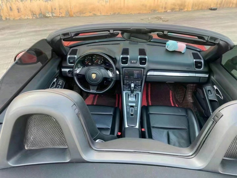 濟寧14年保時捷Boxster5