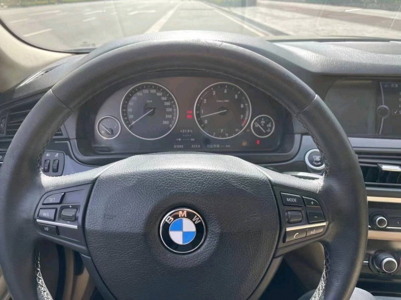 北京11年宝马5系8