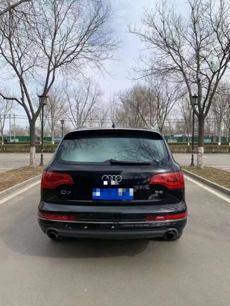 煙臺10年奧迪Q74