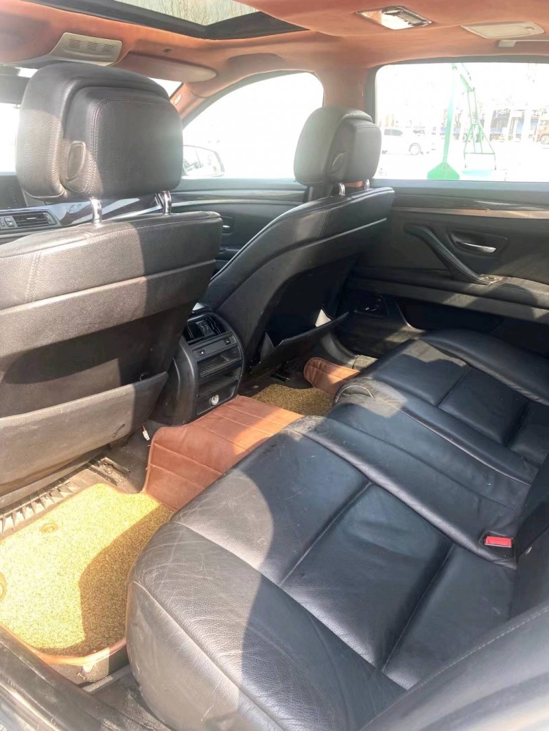 北京12年宝马5系6