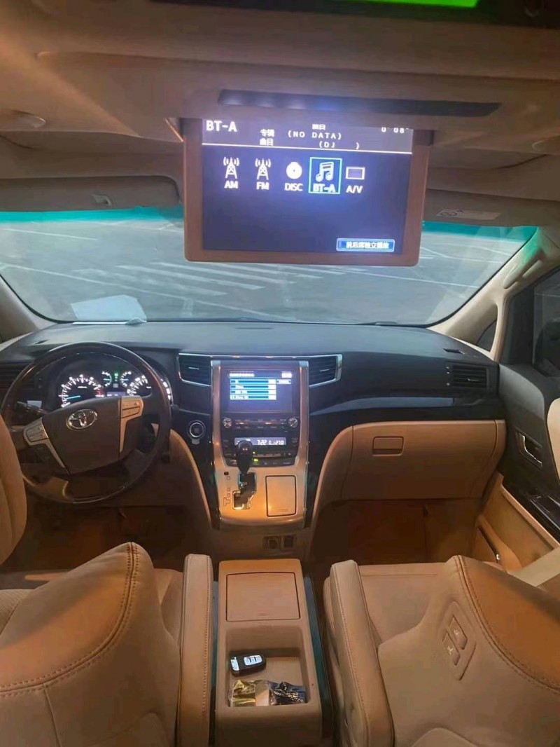 潍坊15年丰田埃尔法8