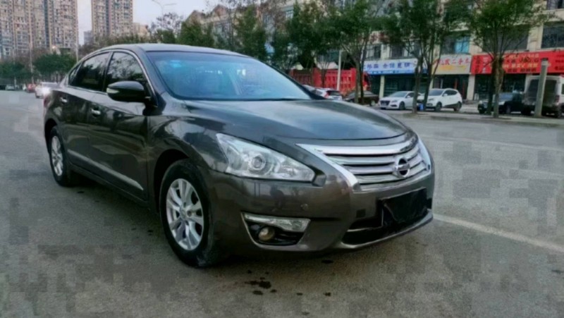 黔西南14年日產天籟7