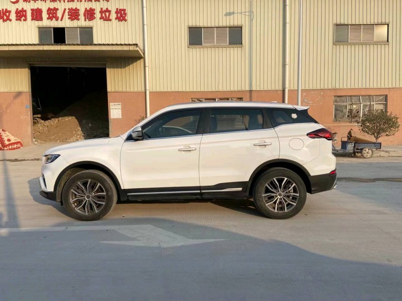 广州20年吉利博越8