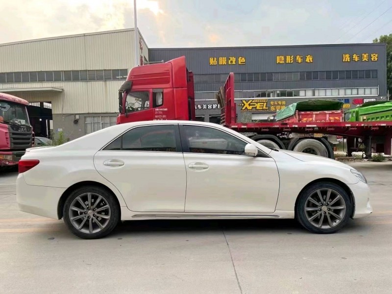 广州14年丰田锐志8