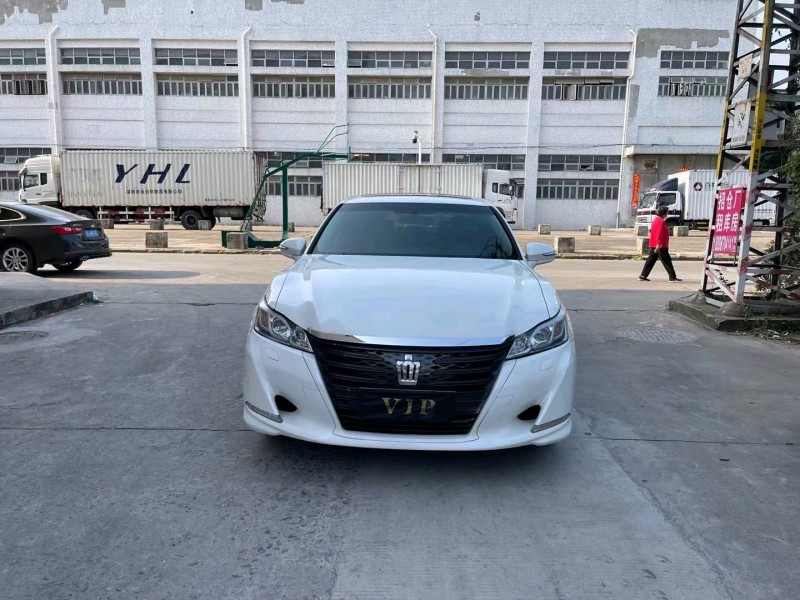 東莞17年豐田皇冠9