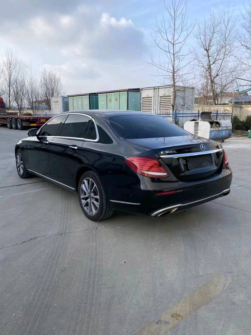 徐州19年奔驰E8