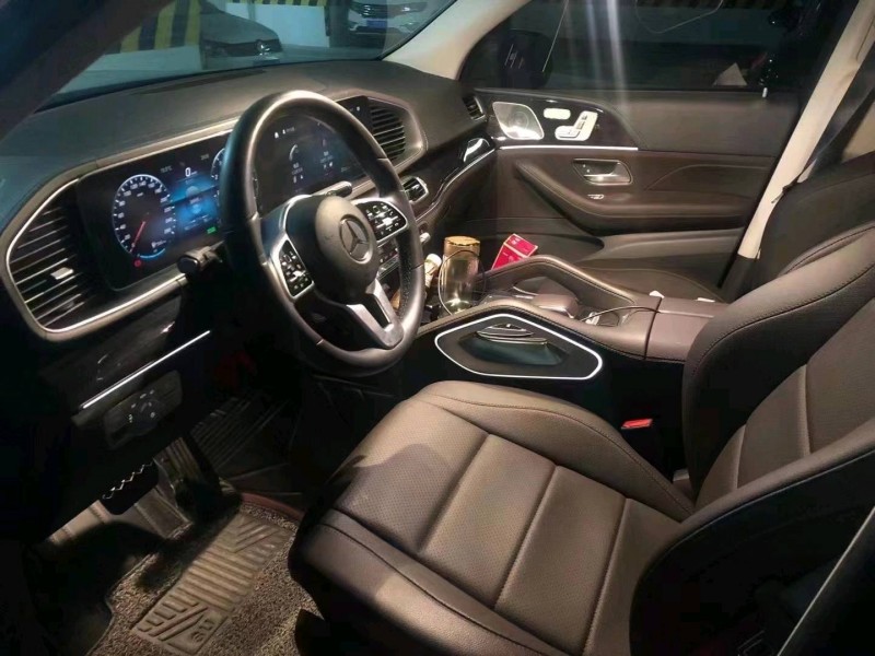 成都20年奔馳GLS2