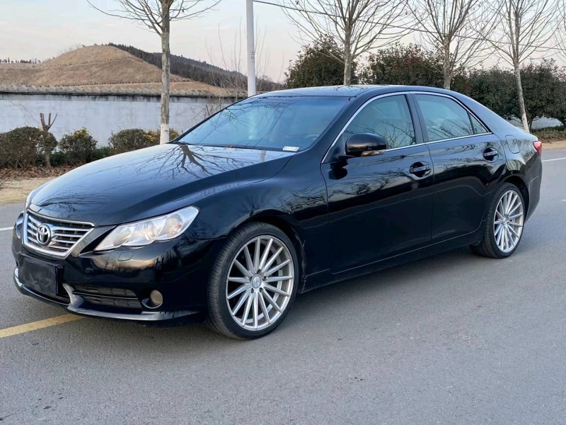 徐州12年丰田锐志7