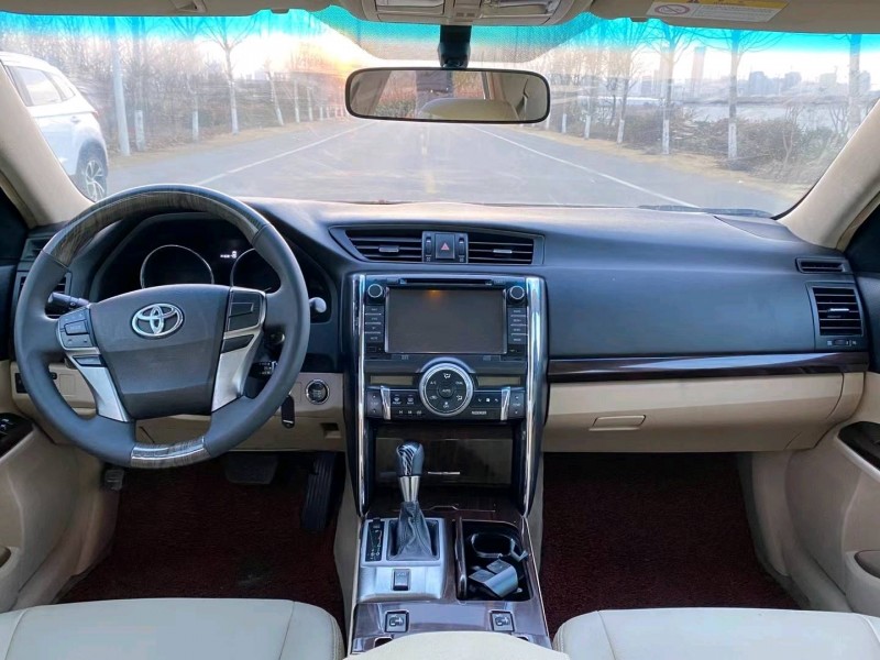 徐州12年丰田锐志4