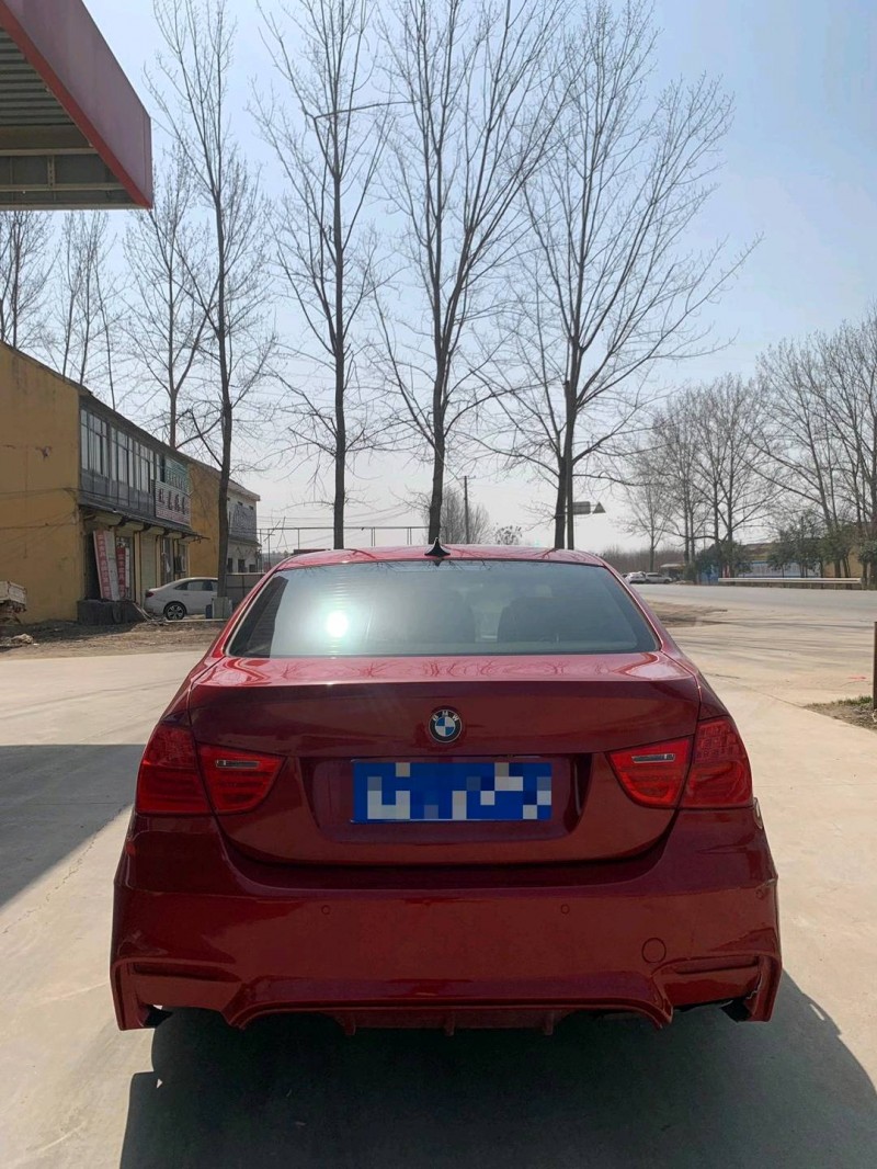 北京12年宝马3系9