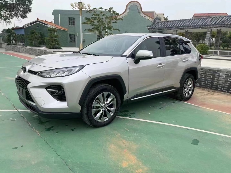 佛山21年丰田威兰达5