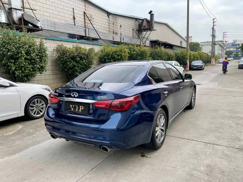 東莞20年英菲尼迪Q50L8