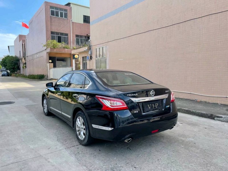東莞14年日產天籟8
