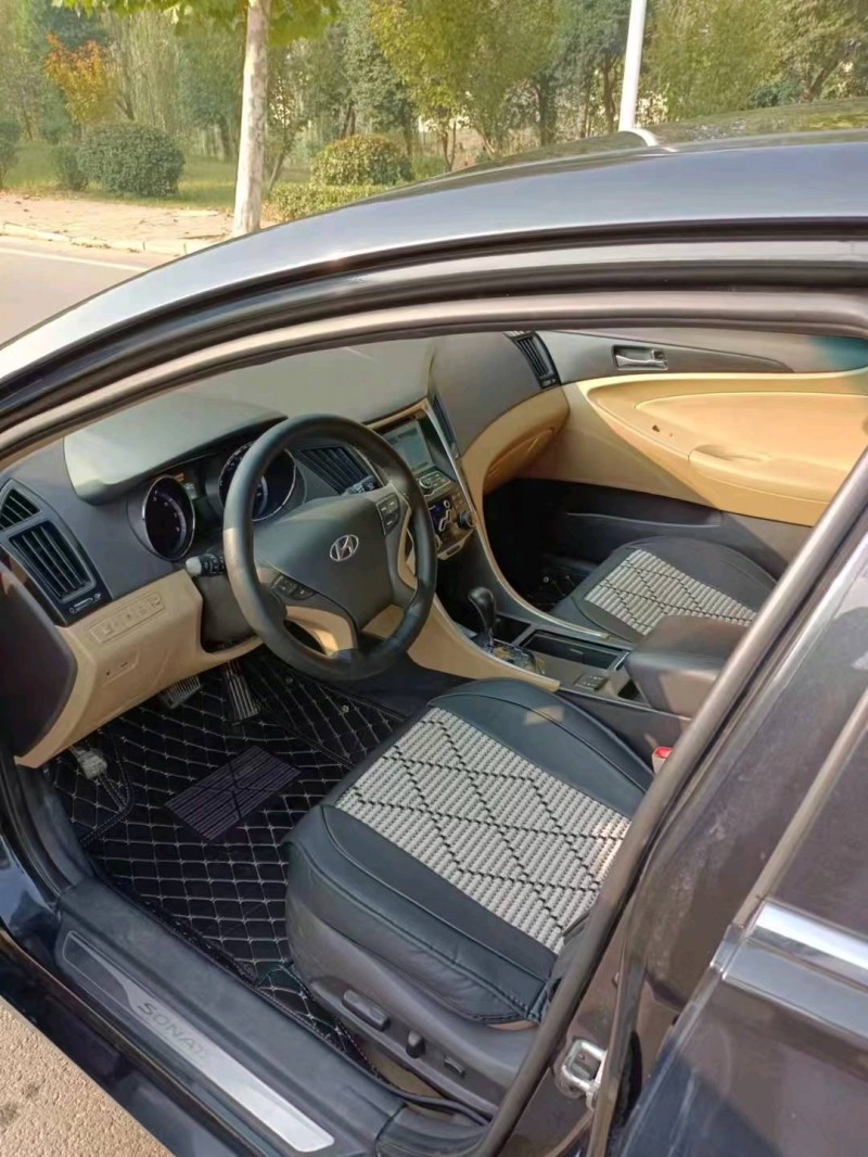 徐州13年现代索纳塔八6