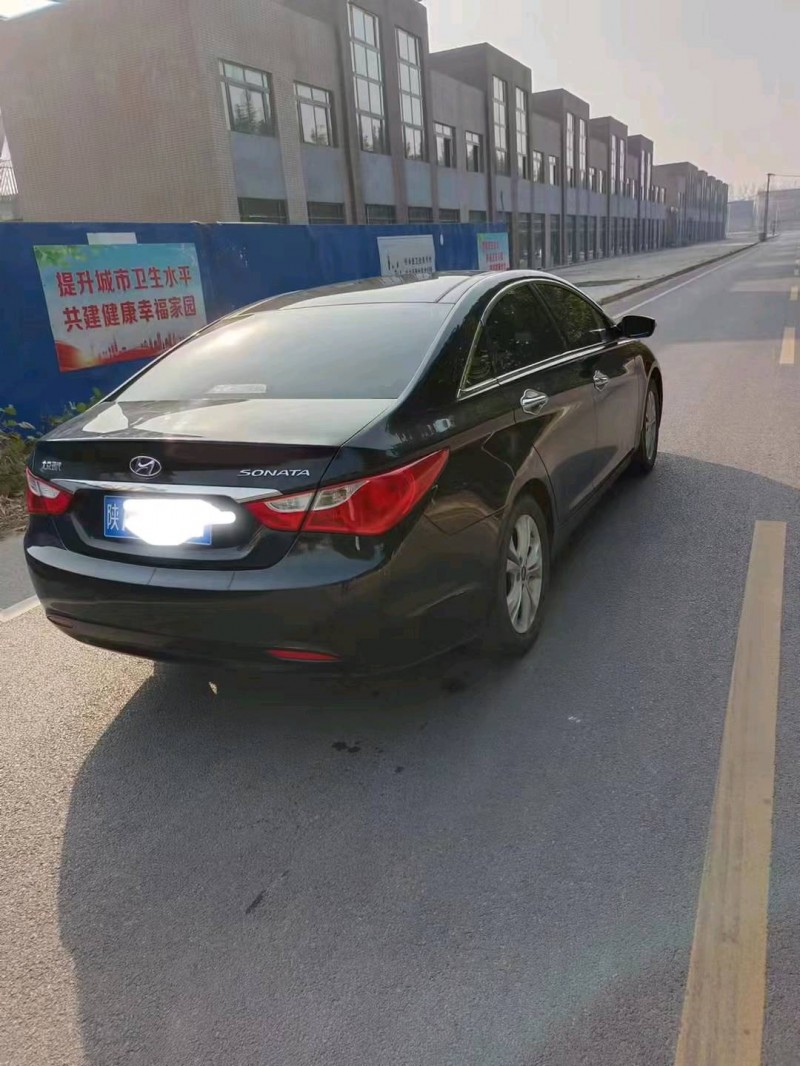 徐州13年现代索纳塔八8