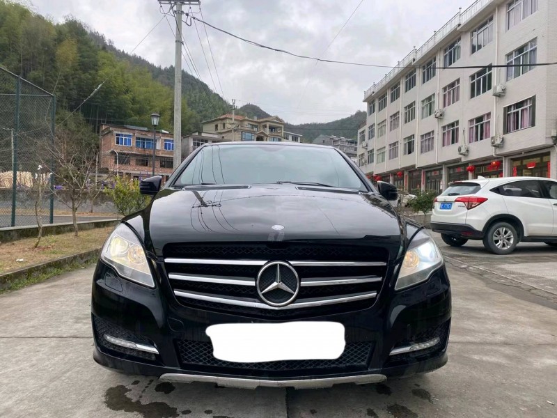 溫州13年奔馳R1