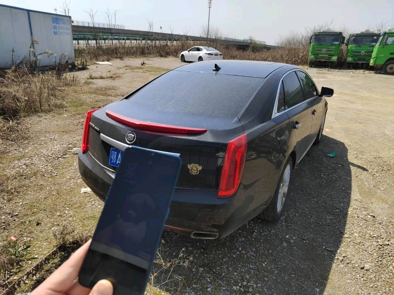 武漢15年凱迪拉克XTS3