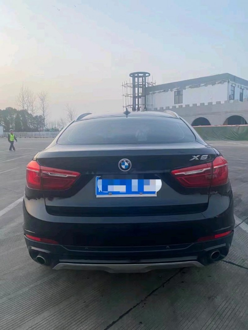 濟寧16年寶馬X64