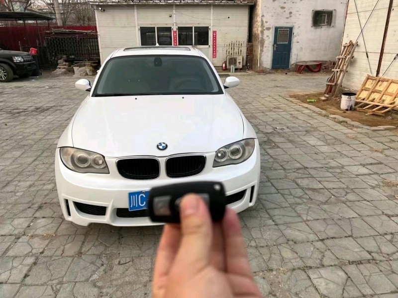 北京11年宝马1系1
