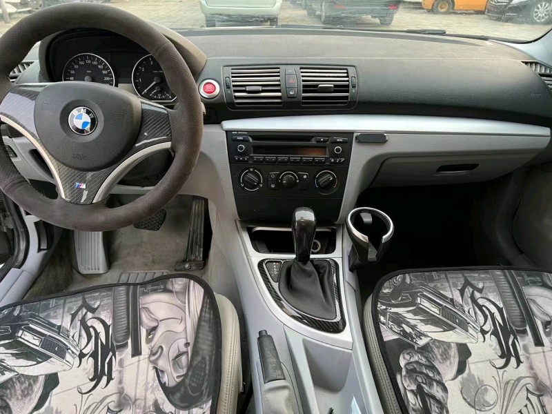 北京11年宝马1系7