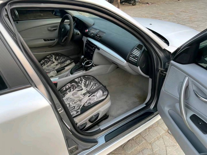 北京11年宝马1系6