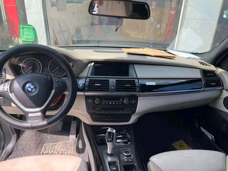 北京10年宝马X52