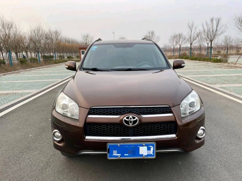 東營12年豐田RAV41