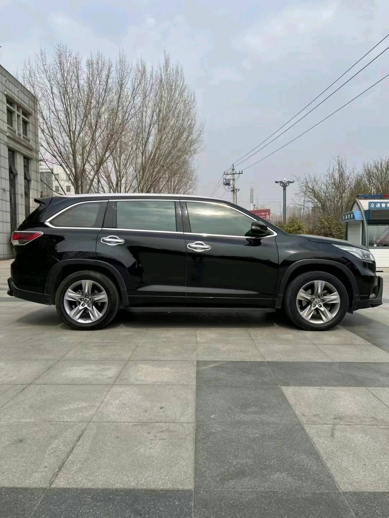 潍坊15年丰田汉兰达4