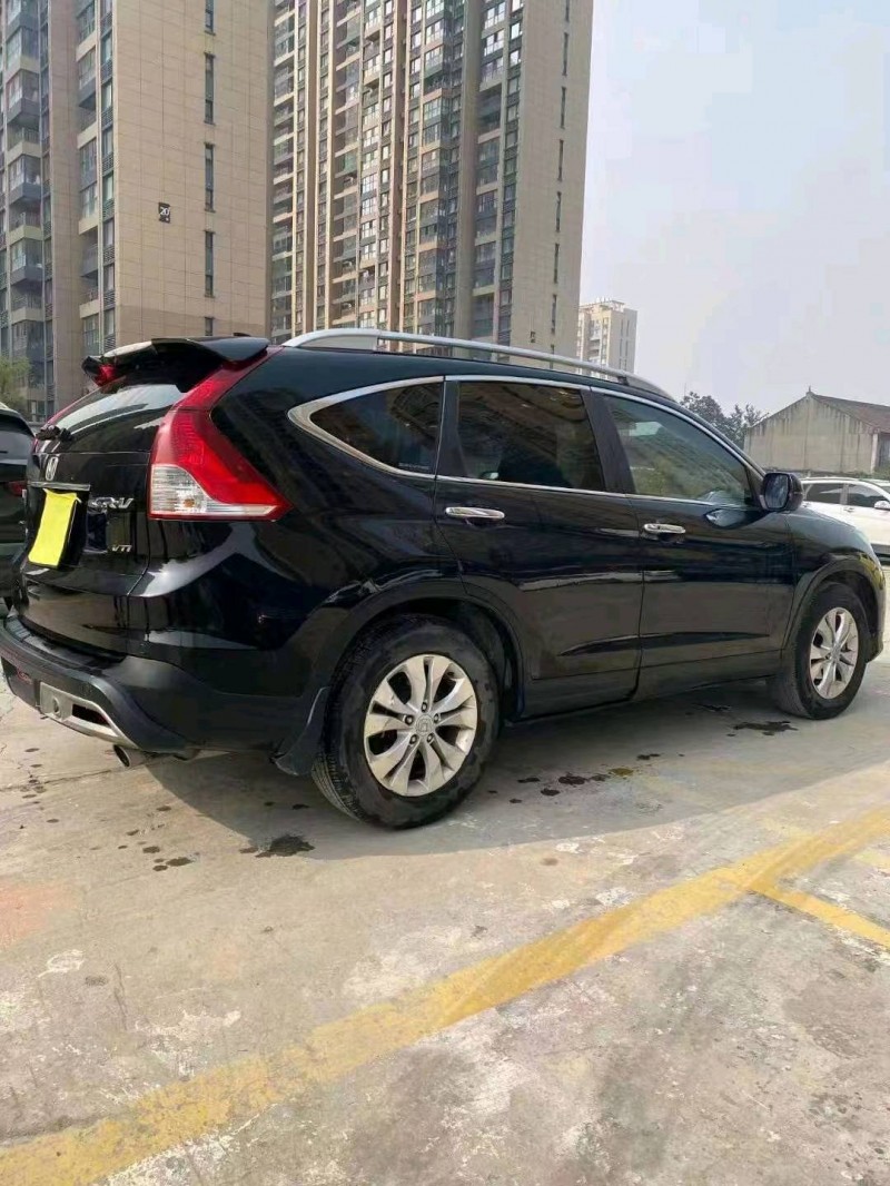 安順13年本田CR-V4