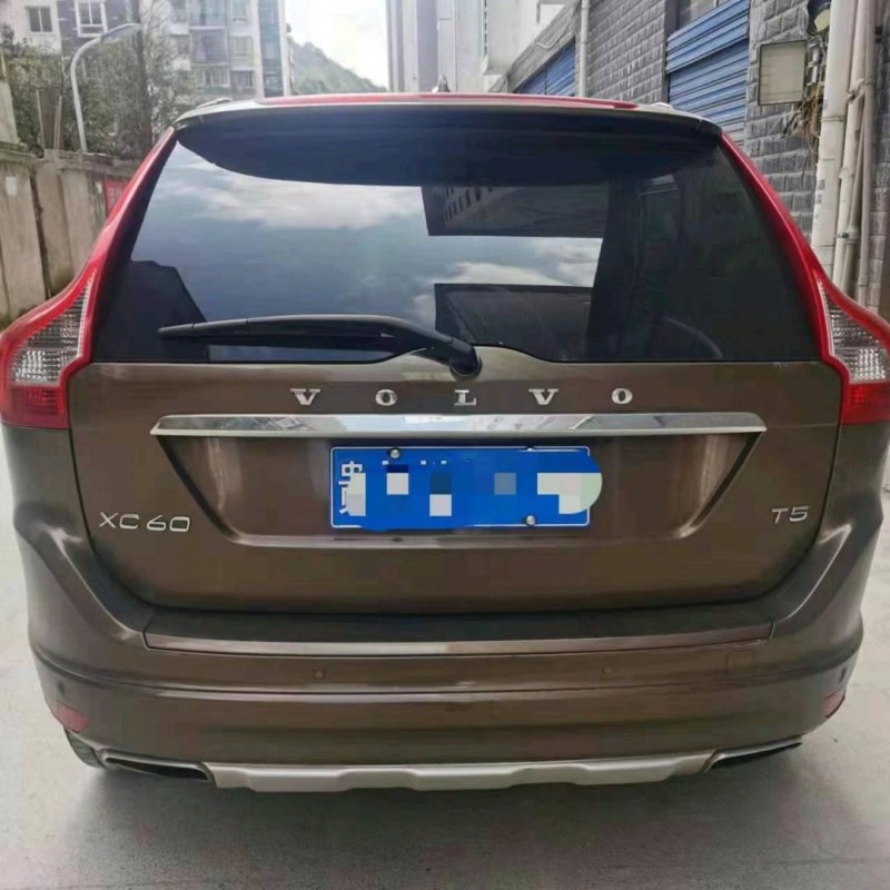 銅仁13年沃爾沃XC605