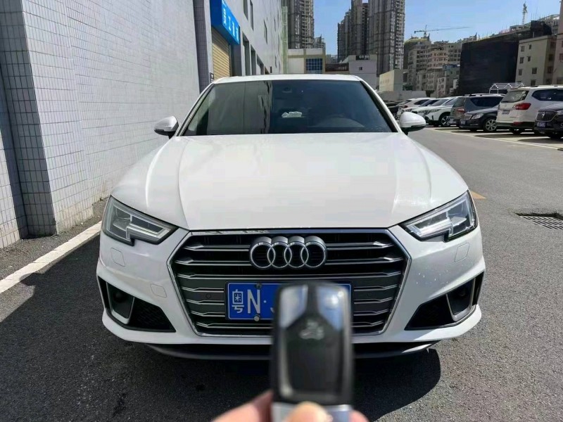 廣州19年奧迪A4L1