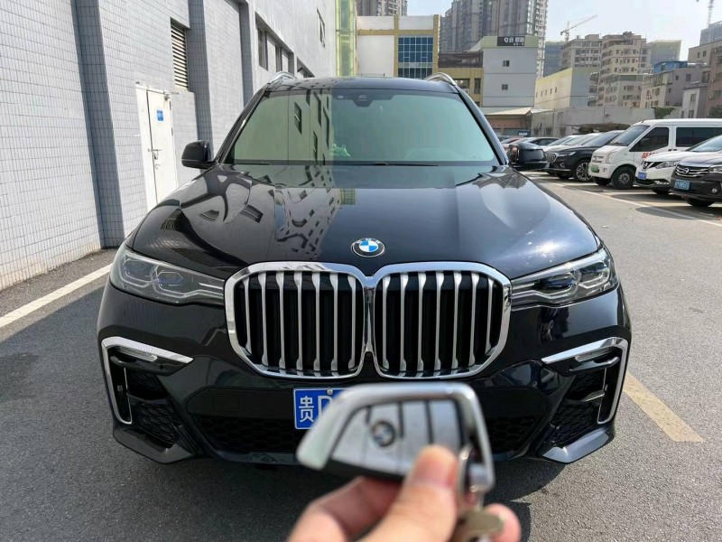 广州20年宝马X71