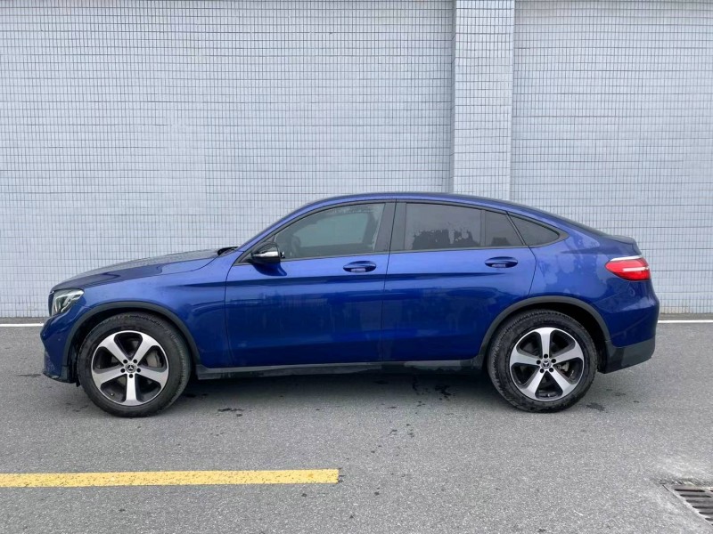 广州19年奔驰GLC8