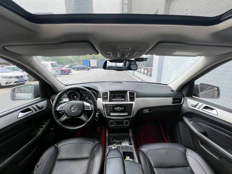 广州13年奔驰ML6