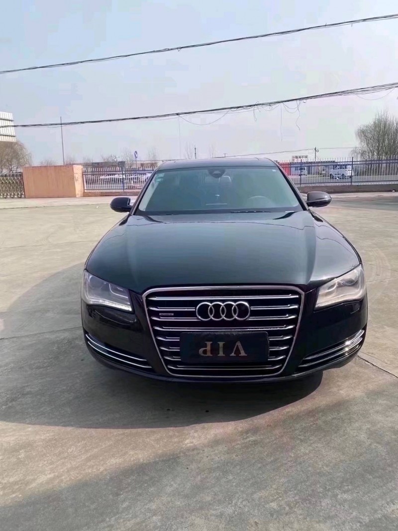 濟寧11年奧迪A8L1