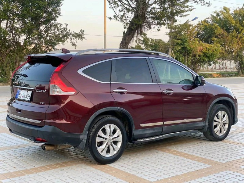 汕頭13年本田CR-V9