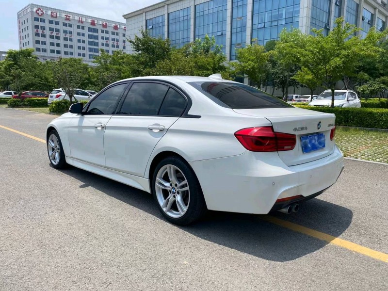 北京17年宝马3系2