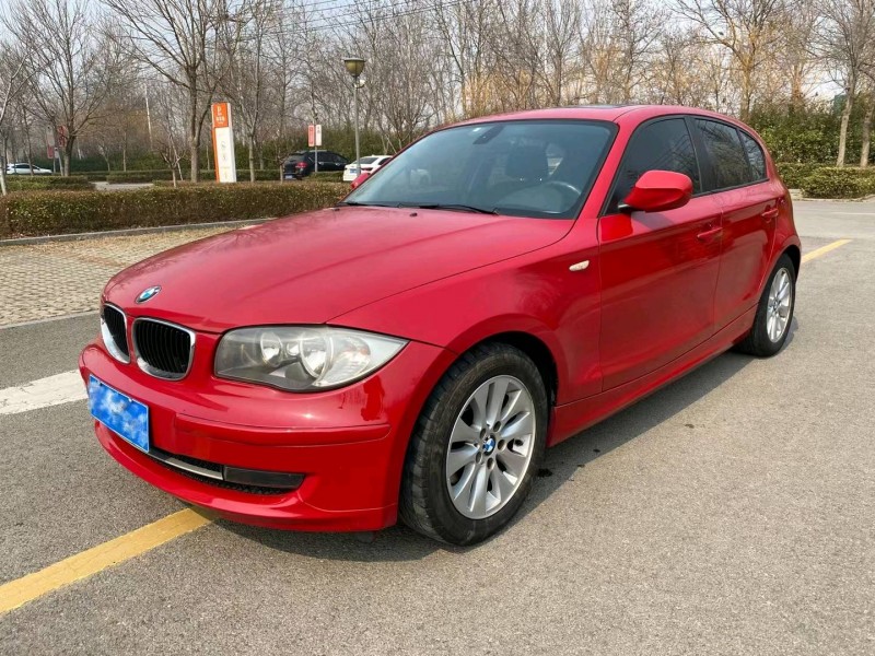 北京11年宝马1系8