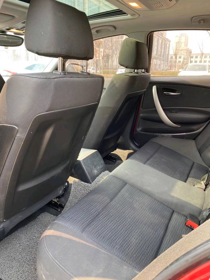 北京11年宝马1系6