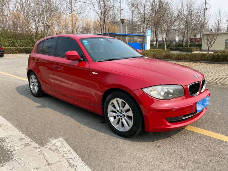 北京11年宝马1系4