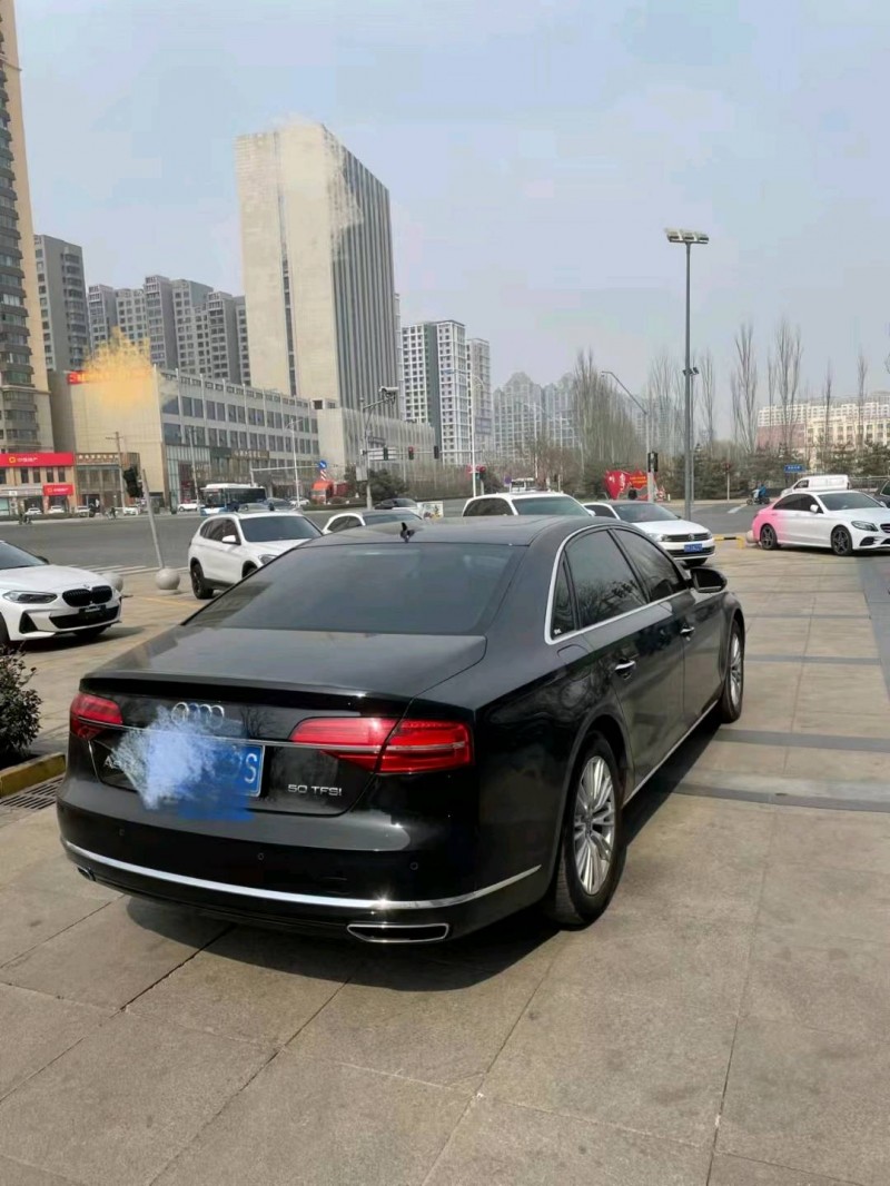 晉中15年奧迪A8L4