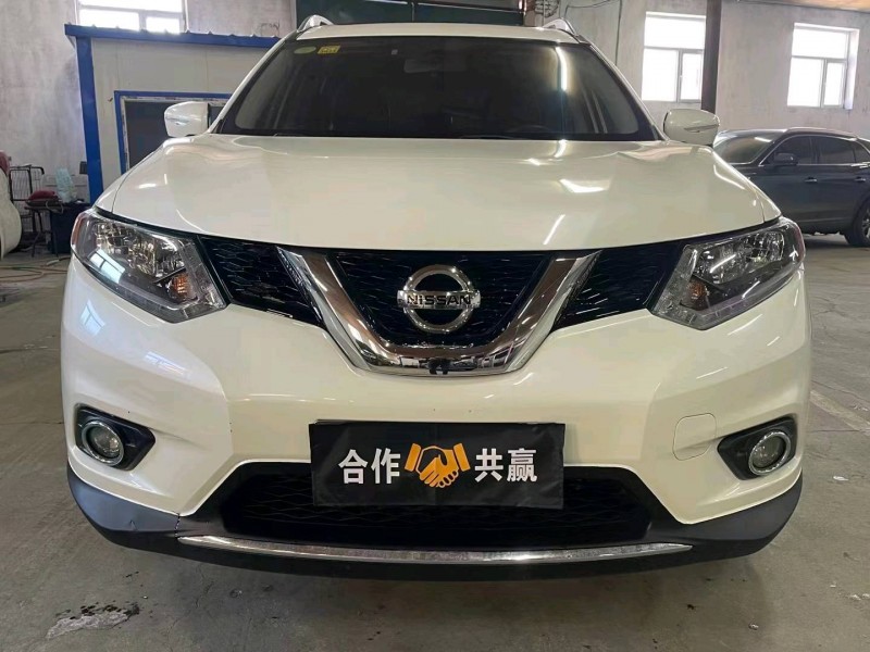 哈爾濱15年日產奇駿1